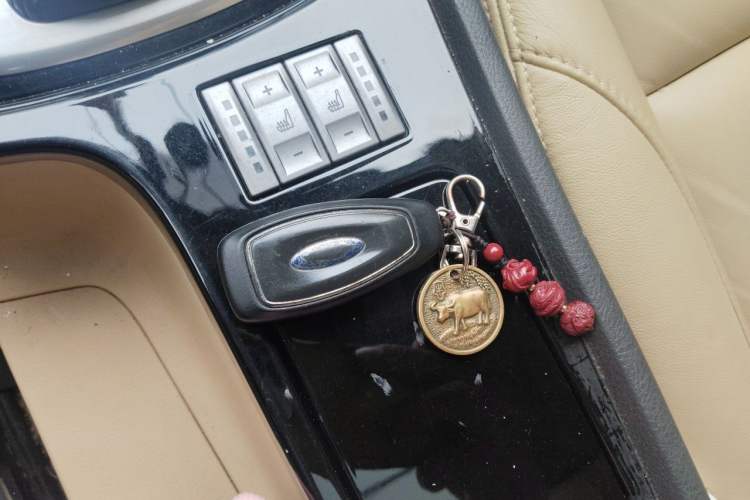 Used Ford Mondeo 2010 2.3L Luxury Version Vehicle Key