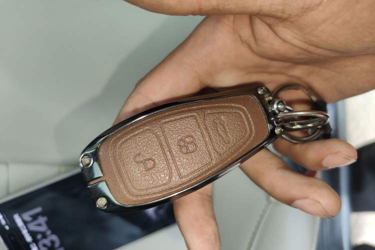 Used Ford Mondeo 2010 2.3L Luxury Version Vehicle Key