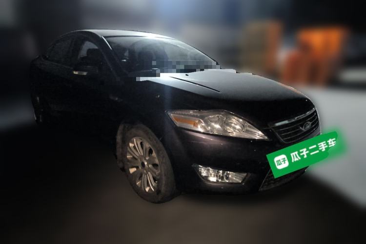 Used Ford Mondeo 2010 2.3L Luxury Version Front Right 45 Deg