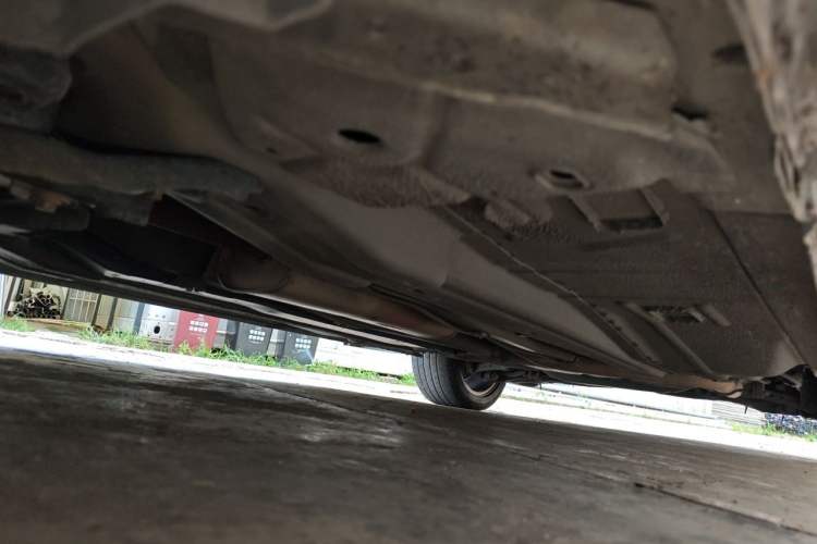 Used Ford Mondeo 2010 2.3L Luxury Version Chassis Front Left