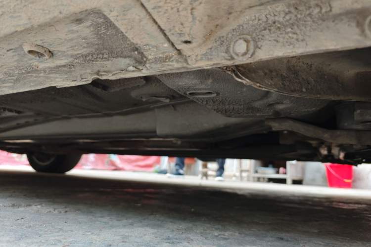Used Ford Mondeo 2010 2.3L Luxury Version Chassis Front Right