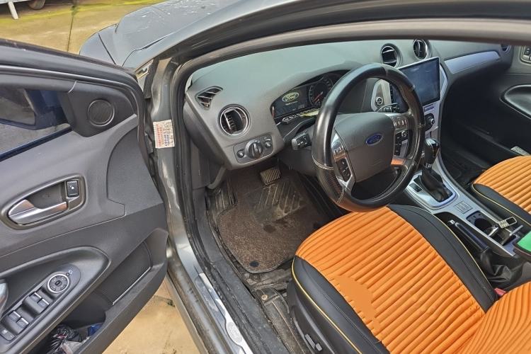 Used Ford Mondeo 2010 2.3L Luxury Version Driver Seat