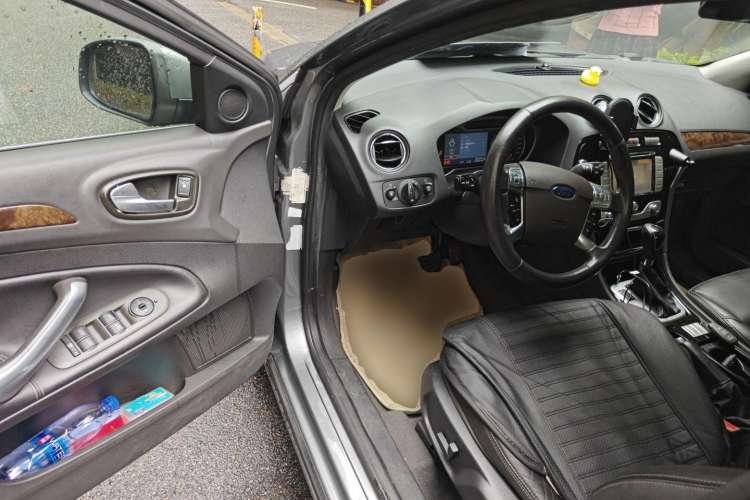 Used Ford Mondeo 2010 2.3L Luxury Version Driver Seat
