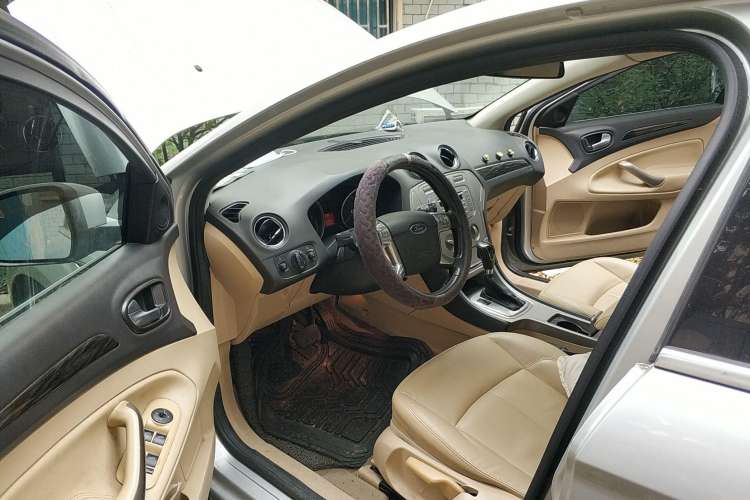 Used Ford Mondeo 2010 2.3L Fashion Edition Driver Seat
