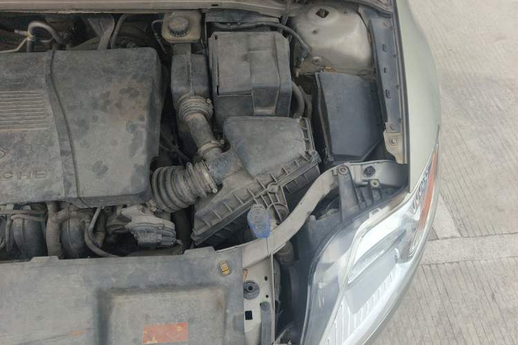 Used Ford Mondeo 2010 2.3L Fashion Edition Engine Bay Left