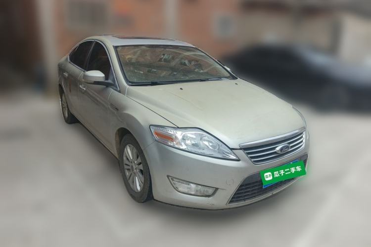 Used Ford Mondeo 2010 2.3L Fashion Edition Front Right 45 Deg