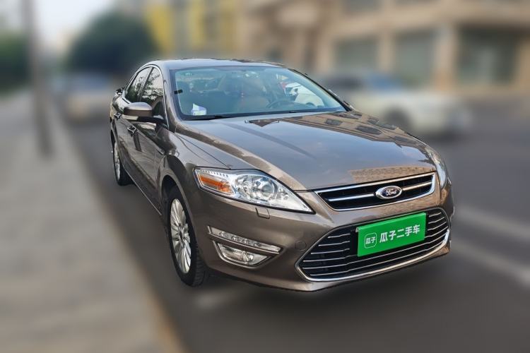 Used Ford Mondeo 2010 2.3L Luxury Sport Edition Front Right 45 Deg