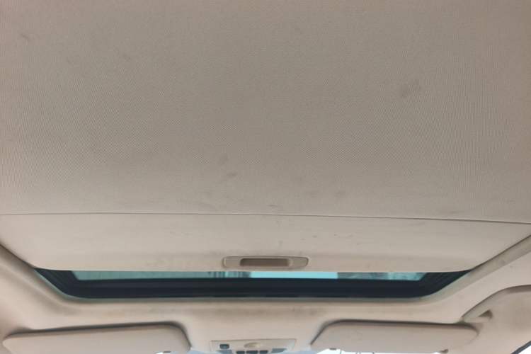 Used Ford Mondeo 2010 2.3L Fashion Edition Headliner