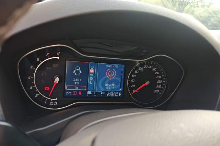 Used Ford Mondeo 2010 2.3L Luxury Sport Edition Instrument Cluster