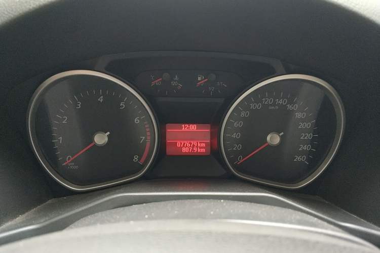 Used Ford Mondeo 2010 2.3L Fashion Edition Instrument Cluster