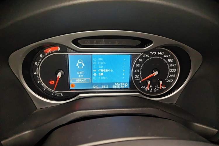 Used Ford Mondeo 2010 2.3L Luxury Version Instrument Cluster