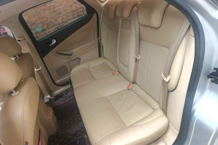 Used Ford Mondeo 2010 2.3L Fashion Edition Left Rear Seat