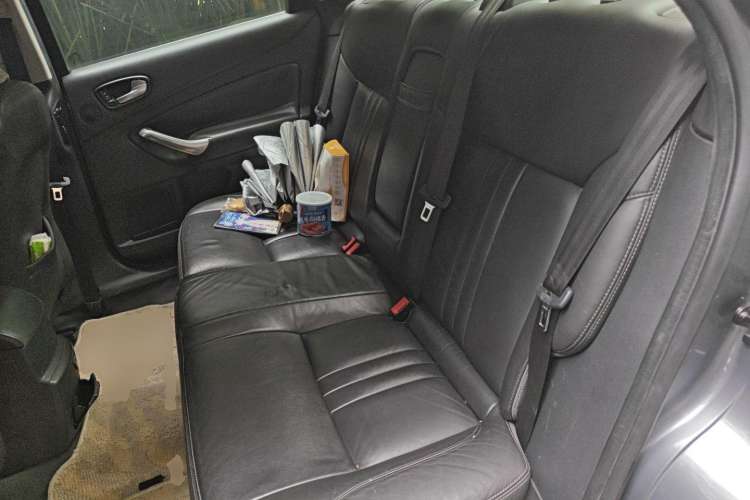 Used Ford Mondeo 2010 2.3L Luxury Version Left Rear Seat
