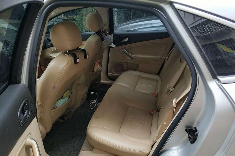 Used Ford Mondeo 2010 2.3L Fashion Edition Left Rear Seat