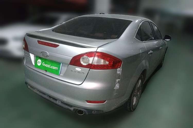 Used Ford Mondeo 2010 2.3L Fashion Edition Rear Right 45 Deg
