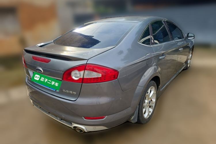 Used Ford Mondeo 2010 2.3L Luxury Version Rear Right 45 Deg