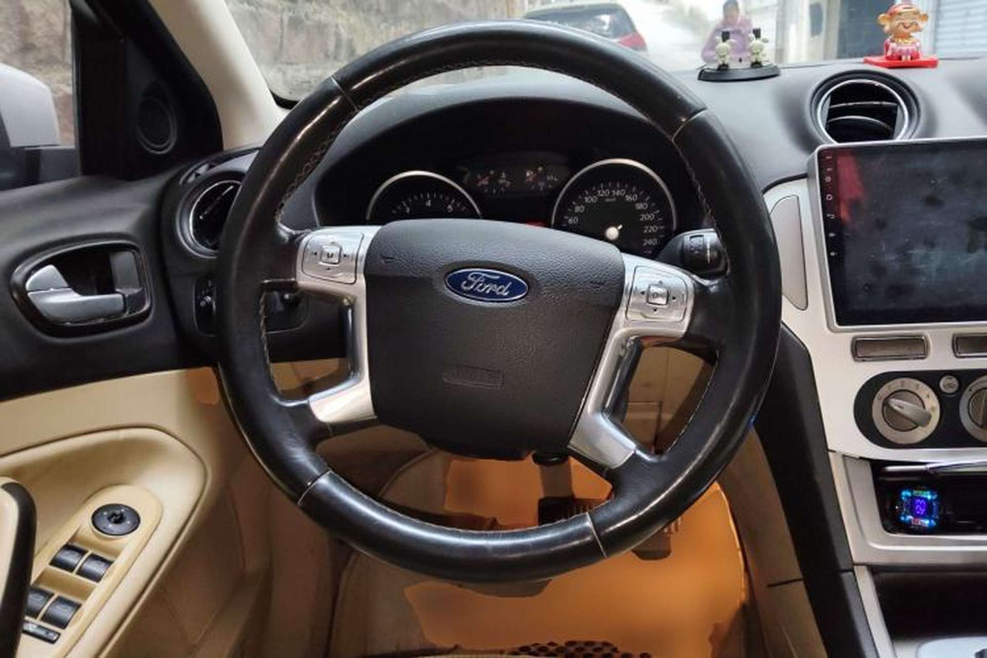 Used Ford Mondeo 2010 2.3L Fashion Edition Steering Wheel