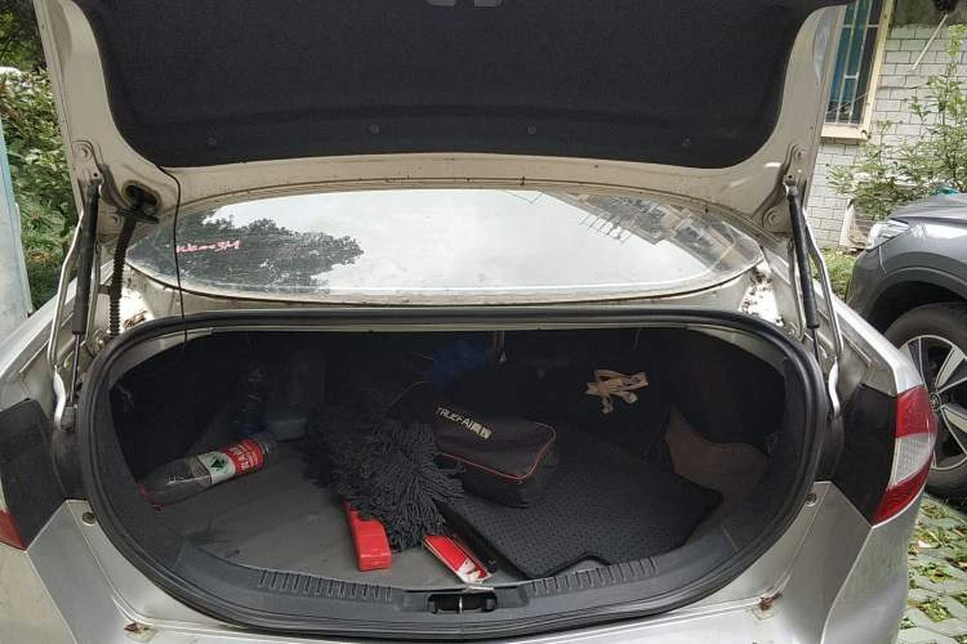 Used Ford Mondeo 2010 2.3L Fashion Edition Trunk