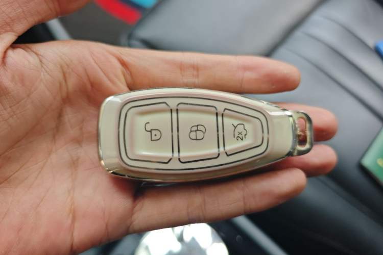 Used Ford Mondeo 2010 2.3L Luxury Version Vehicle Key