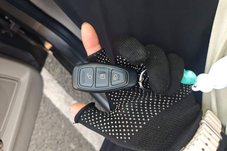 Used Ford Mondeo 2010 2.3L Luxury Sport Edition Vehicle Key