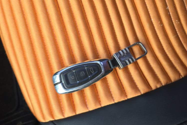 Used Ford Mondeo 2010 2.3L Luxury Version Vehicle Key