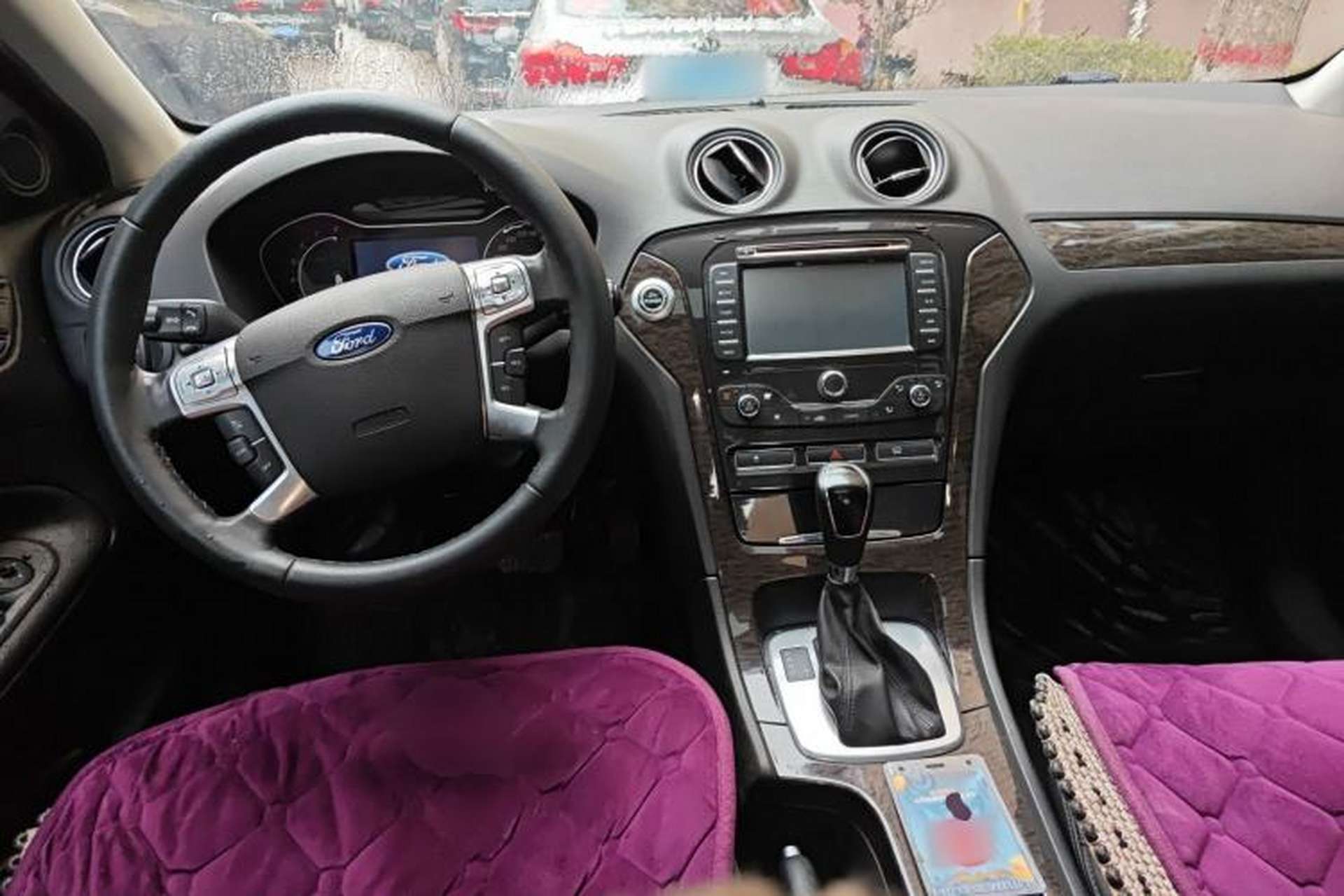 Used Ford Mondeo 2011 2.0L GTDi 200 Luxury Edition Center Console
