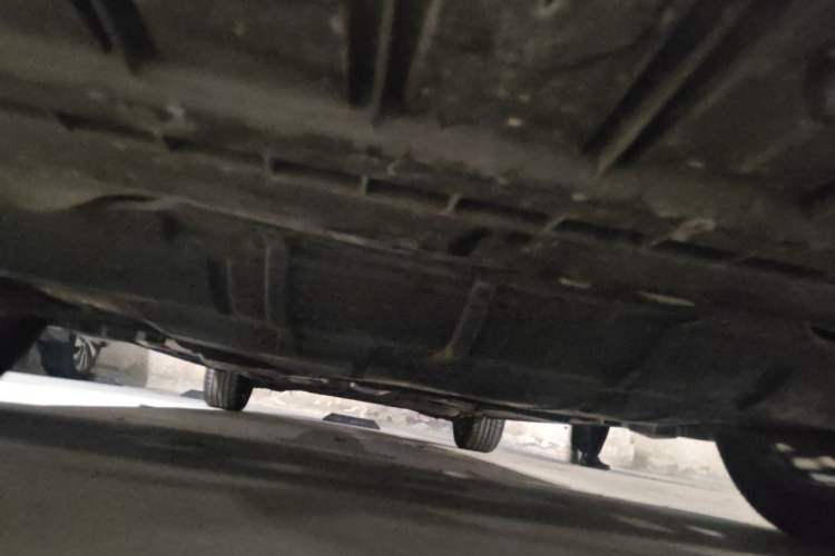 Used Ford Mondeo 2011 2.0L GTDi 200 Fashion Edition Chassis Front