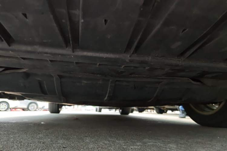Used Ford Mondeo 2011 2.0L GTDi 200 Fashion Edition Chassis Front