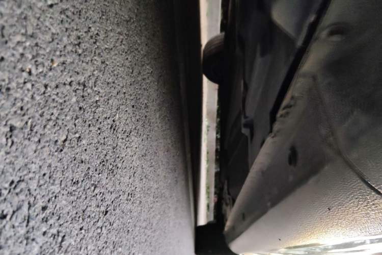 Used Ford Mondeo 2011 2.0L GTDi 200 Fashion Edition Chassis Front Left