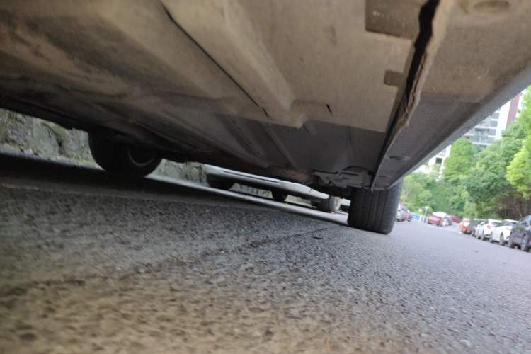 Used Ford Mondeo 2011 2.0L GTDi 200 Fashion Edition Chassis Front Left
