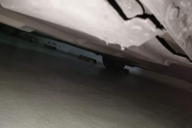 Used Ford Mondeo 2011 2.0L GTDi 200 Fashion Edition Chassis Front Left