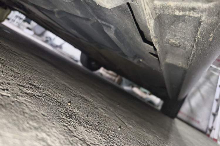Used Ford Mondeo 2011 2.0L GTDi 200 Luxury Edition Chassis Front Left