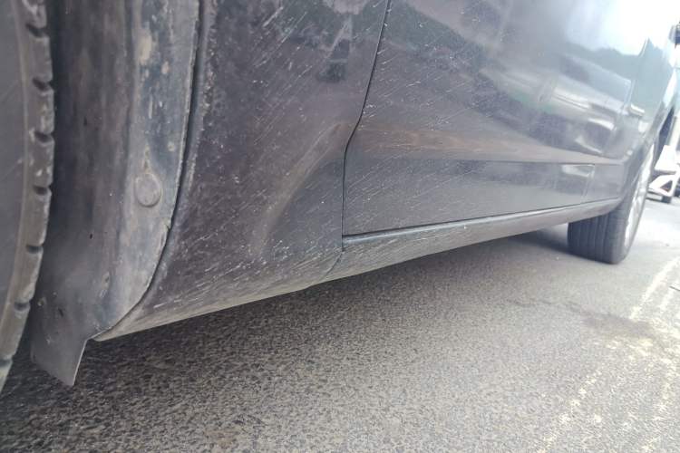 Used Ford Mondeo 2011 2.0L GTDi 200 Fashion Edition Chassis Front Left