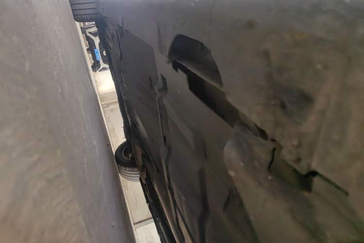 Used Ford Mondeo 2011 2.0L GTDi240 Luxury Sport Edition Chassis Front Right