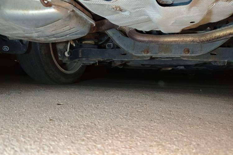 Used Ford Mondeo 2011 2.0L GTDi 200 Luxury Edition Chassis Rear Left