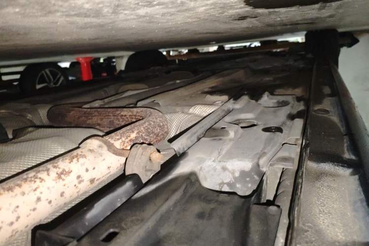 Used Ford Mondeo 2011 2.0L GTDi 200 Luxury Edition Chassis Rear Left