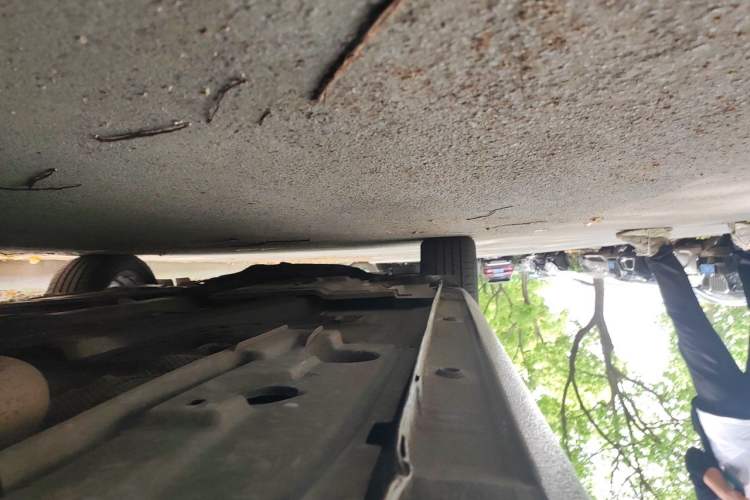 Used Ford Mondeo 2011 2.0L GTDi 200 Fashion Edition Chassis Rear Left