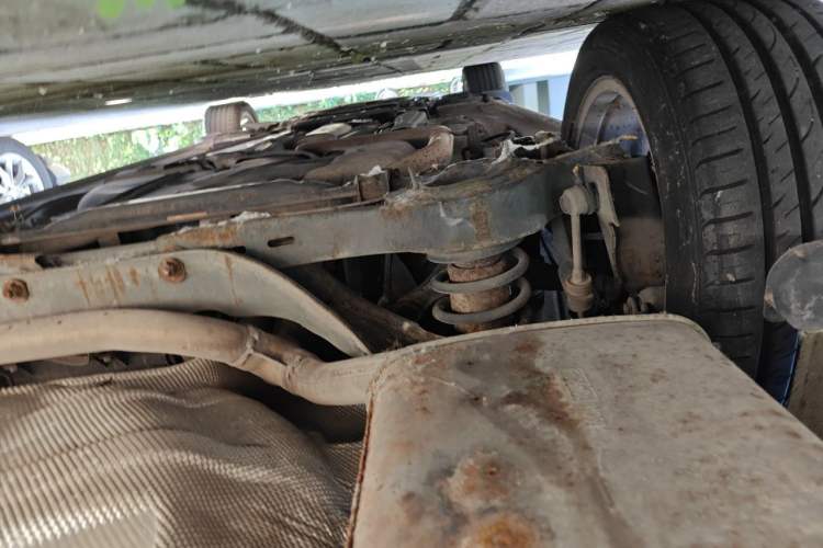 Used Ford Mondeo 2011 2.3L Luxury Model Chassis Rear Left