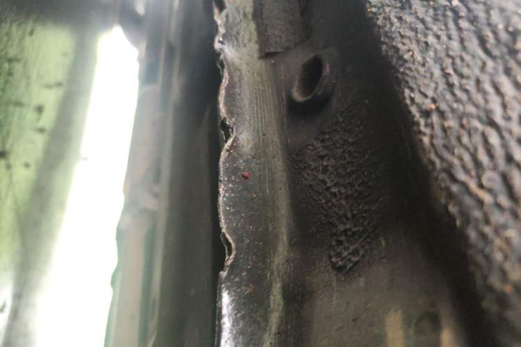 Used Ford Mondeo 2011 2.0L GTDi 200 Fashion Edition Chassis Rear Left