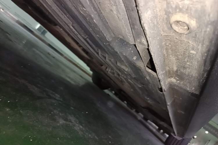 Used Ford Mondeo 2011 2.0L GTDi 200 Fashion Edition Chassis Rear Right