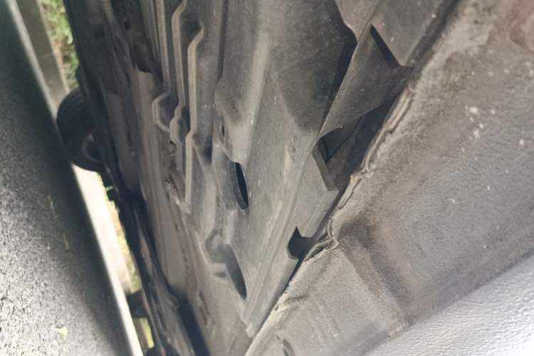Used Ford Mondeo 2011 2.0L GTDi 200 Fashion Edition Chassis Rear Right