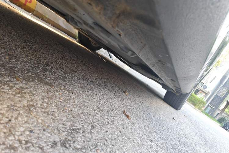Used Ford Mondeo 2011 2.0L GTDi 200 Fashion Edition Chassis Rear Right