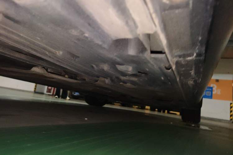 Used Ford Mondeo 2011 2.0L GTDi 200 Fashion Edition Chassis Rear Right