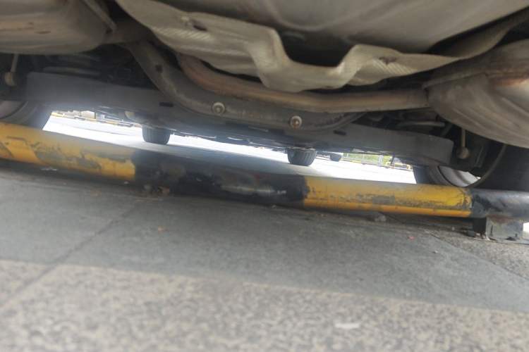 Used Ford Mondeo 2011 2.0L GTDi240 Ultimate Edition Chassis Rear