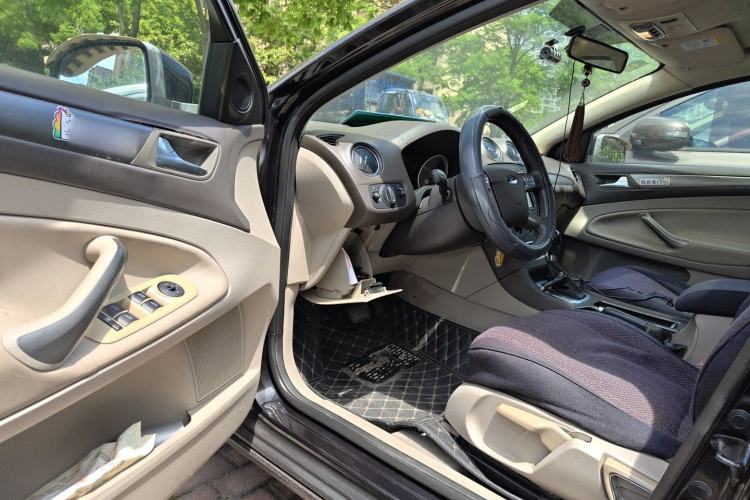 Used Ford Mondeo 2011 2.3L Fashion Edition Driver Seat