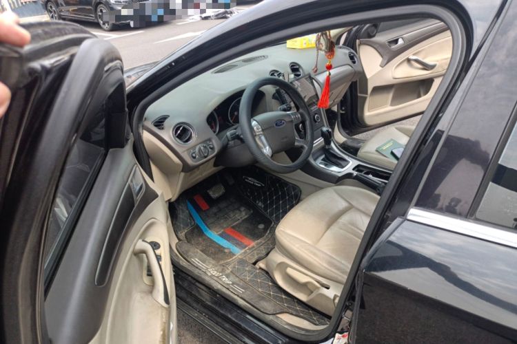 Used Ford Mondeo 2011 2.3L Fashion Edition Driver Seat