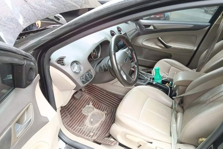 Used Ford Mondeo 2011 2.3L Fashion Edition Driver Seat