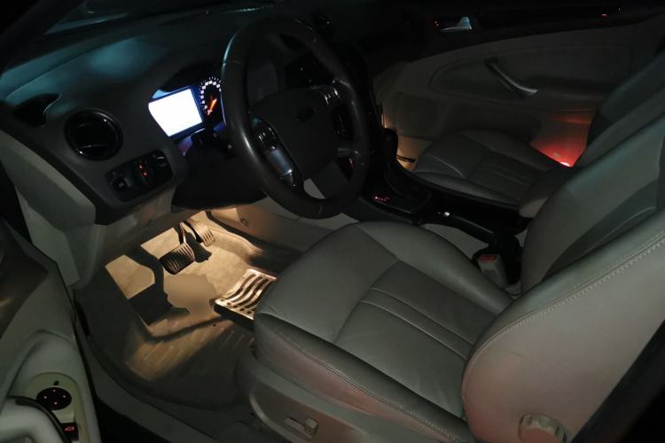 Used Ford Mondeo 2011 2.0L GTDi 200 Fashion Edition Driver Seat