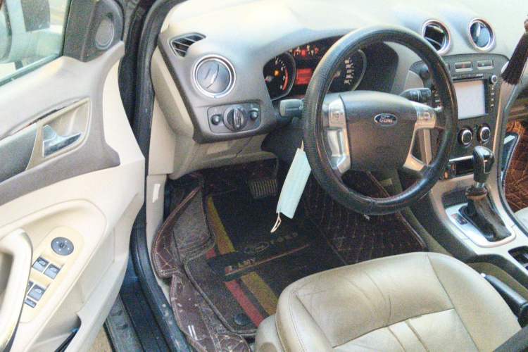 Used Ford Mondeo 2011 2.3L Fashion Edition Driver Seat