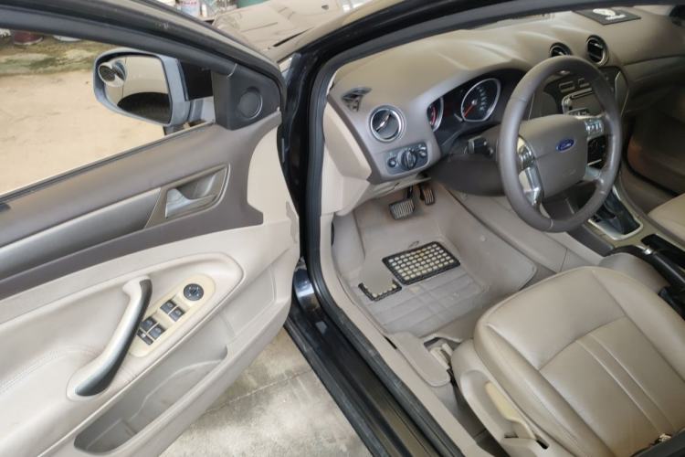 Used Ford Mondeo 2011 2.3L Fashion Edition Driver Seat